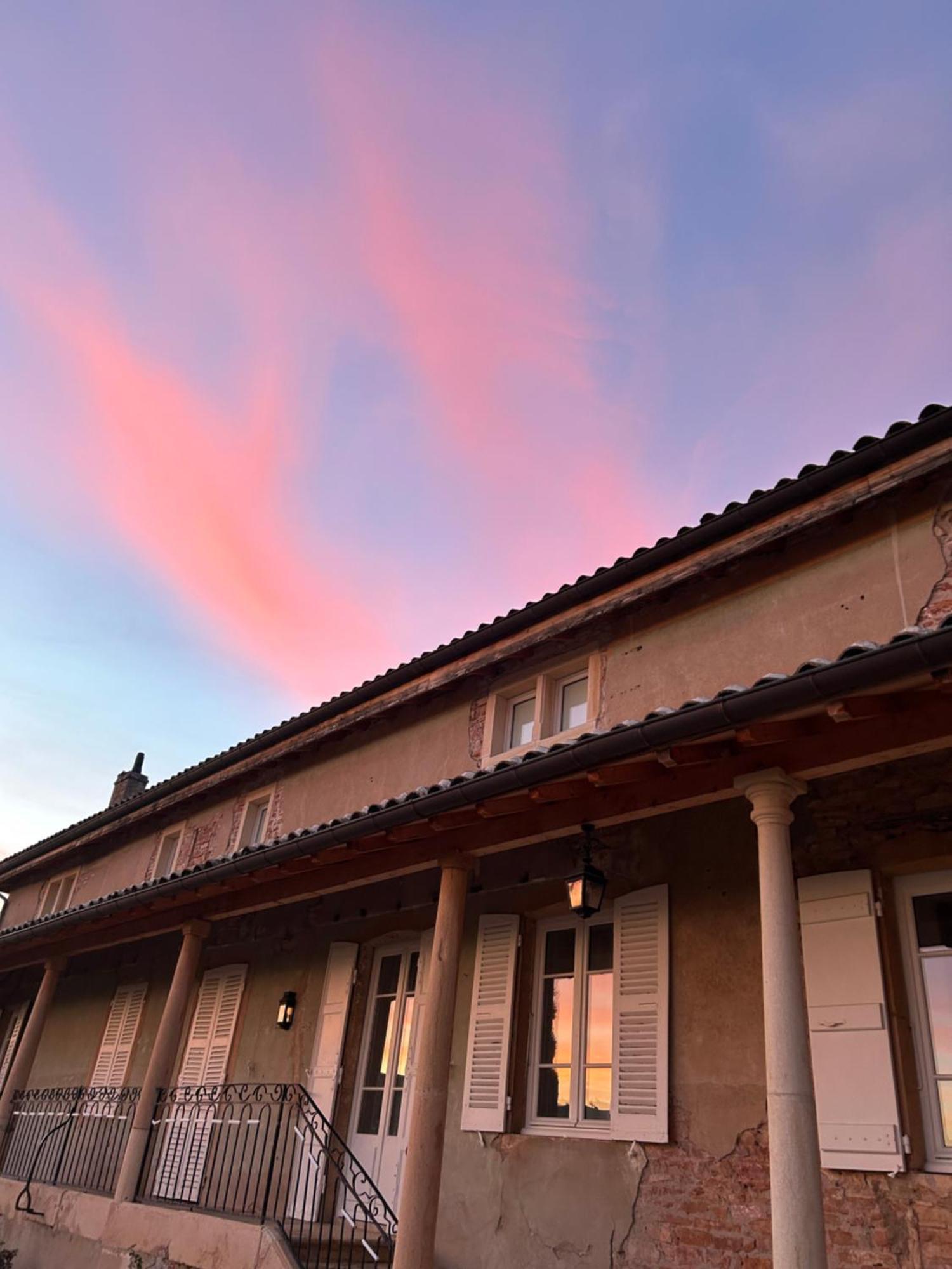 Chambres D'Hotes Vers La Croix Leynes Экстерьер фото